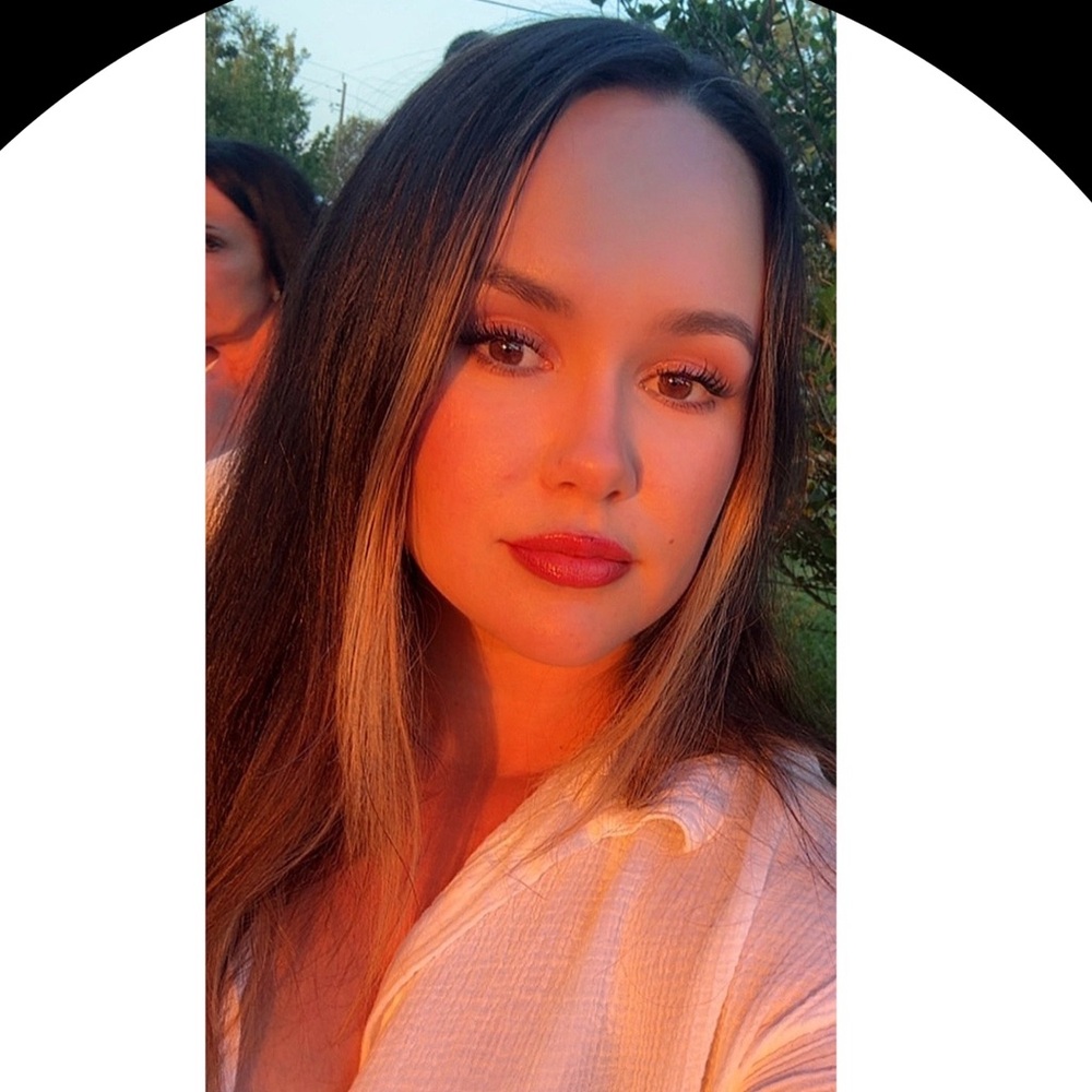 Meet your Posher, Valarie